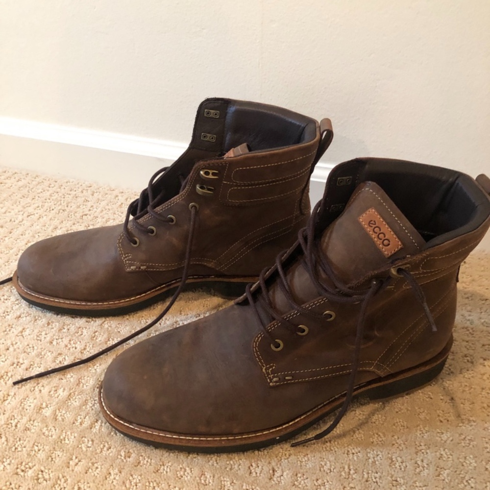 New Men's Ecco Boots-Size 13